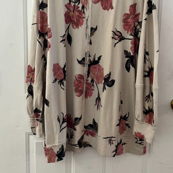 Torrid Woman's Plus-Size Over-Sized Floral Slouchy Crew Neck Tunic Sz 1/8/20 - Picture 6 of 10